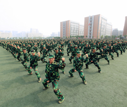 重磅喜讯!重庆骁战和望长珍慈善基金会在重庆奉节合作援建国防教育公益基地